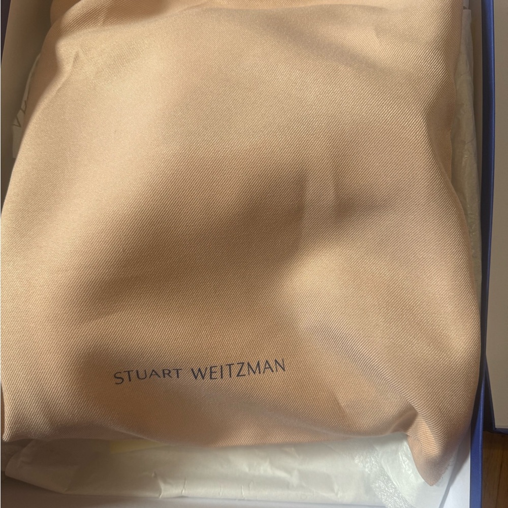 Stuart Weitzman Wenda boot in oat - Picture 4 of 4